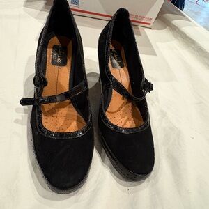 Clark Artisan Mary Jane Pumps